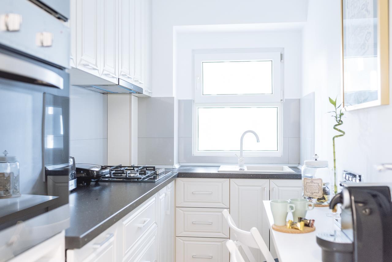 Luxury City Centre Apartment Bucareste Exterior foto